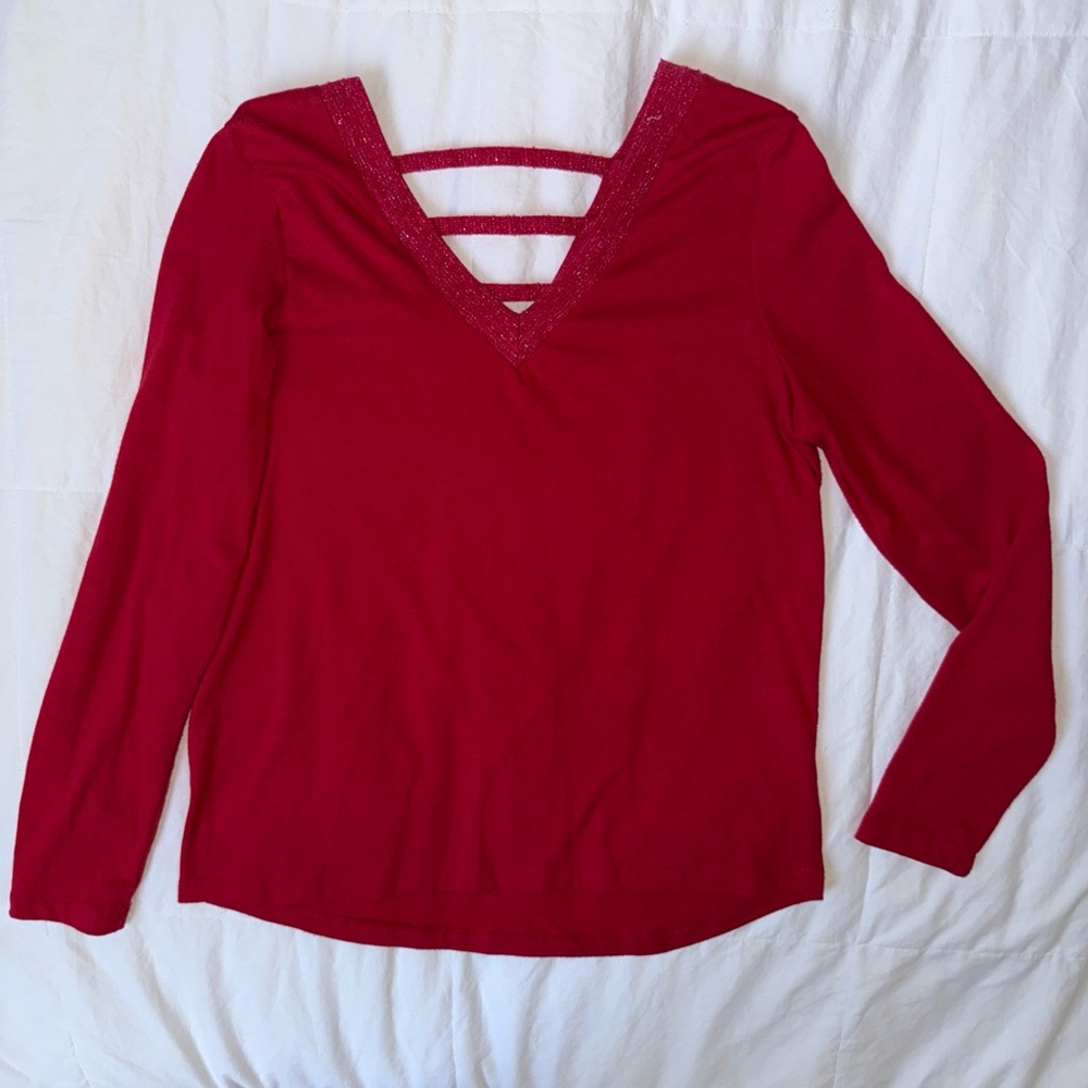 Red Unique V-neck Long-Sleeve Sweater